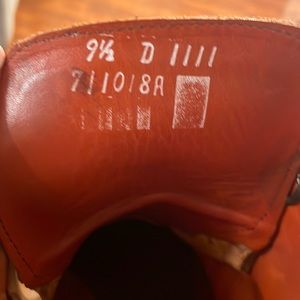 Men’s size 9 1/2 D Walnut Brown Wingtip Dress Boots.